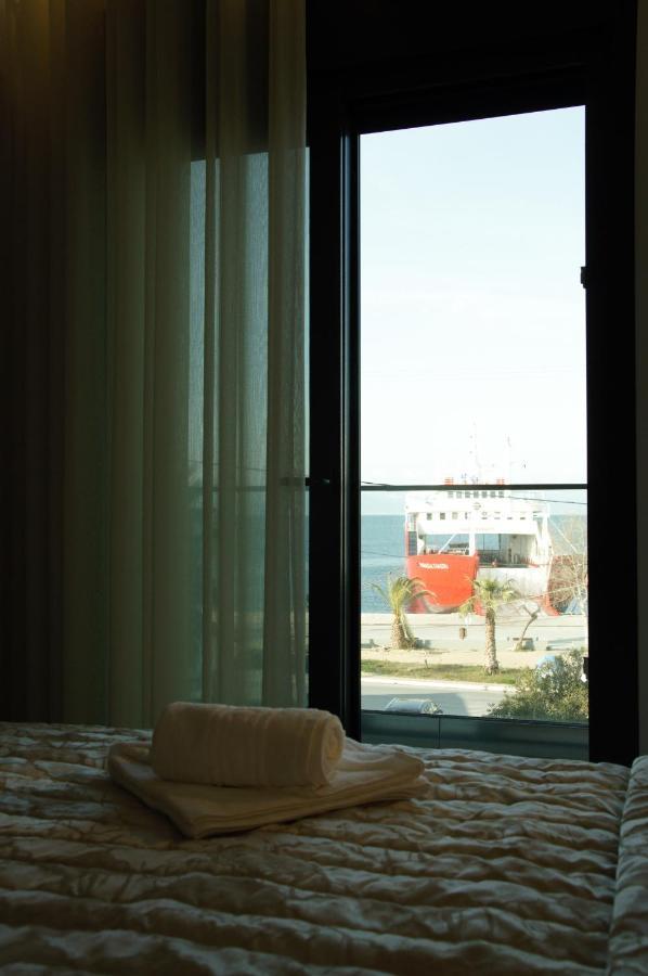 Ormos Prinou  Hotel Medusa מראה חיצוני תמונה