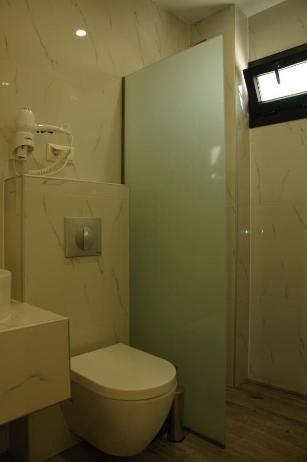Ormos Prinou  Hotel Medusa מראה חיצוני תמונה